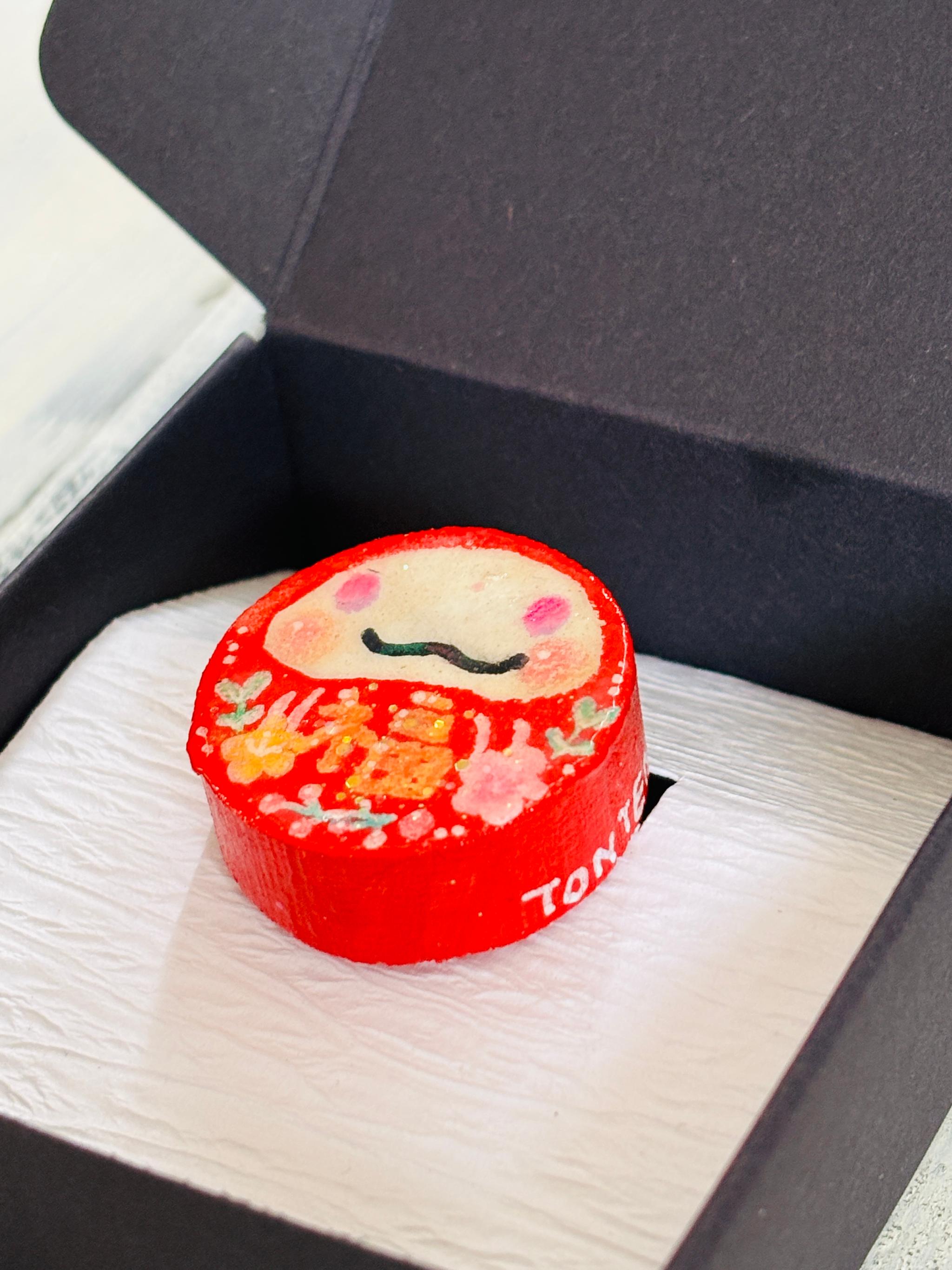 【一点物】笑顔だるまブローチ no.03