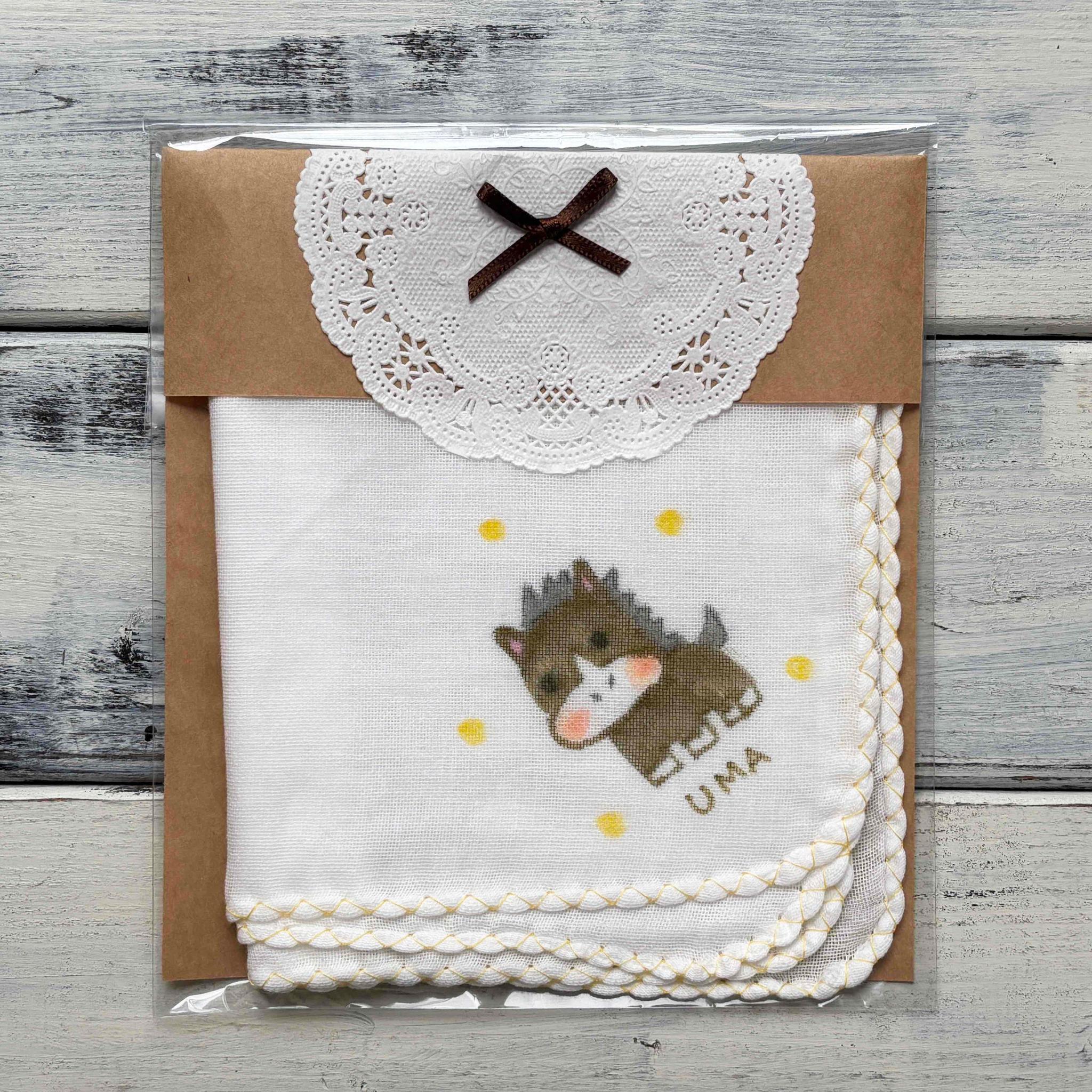 午年の出産祝に*名入れガーゼハンカチ(子馬)1枚目の画像